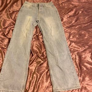 BRAND NEW! BOYFRIEND JEANS! SIZE LARGE 30